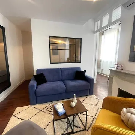 Le Cannet Apartmment For 4 Guests