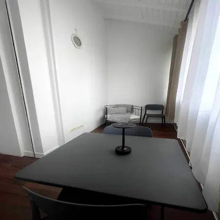 Le Cannet Apartmment For 4 Guests Lägenhet